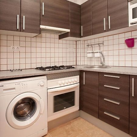 Enjoy Apartments Vp Camp Nou Barcelona Ngoại thất bức ảnh