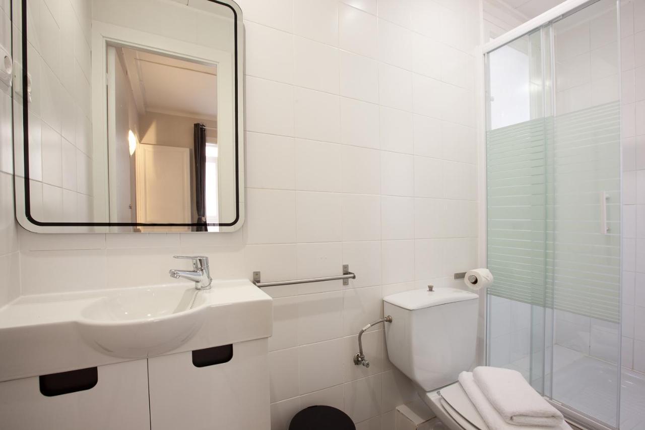 Enjoy Apartments Vp Camp Nou Barcelona Ngoại thất bức ảnh