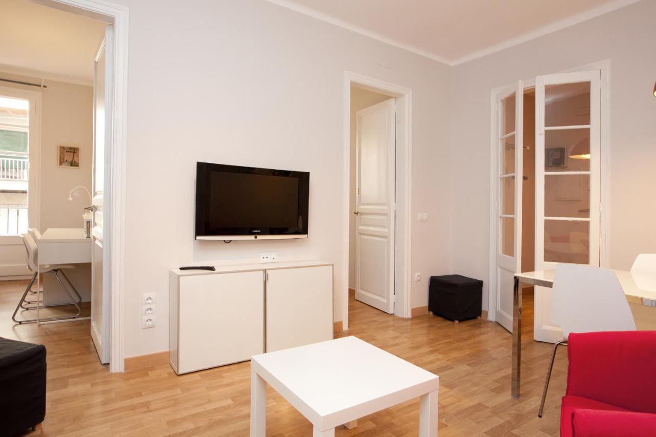 Enjoy Apartments Vp Camp Nou Barcelona Ngoại thất bức ảnh