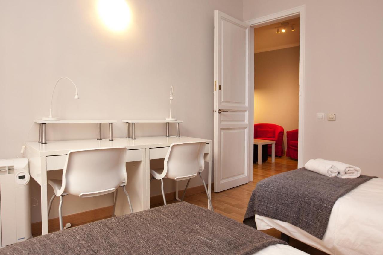 Enjoy Apartments Vp Camp Nou Barcelona Ngoại thất bức ảnh