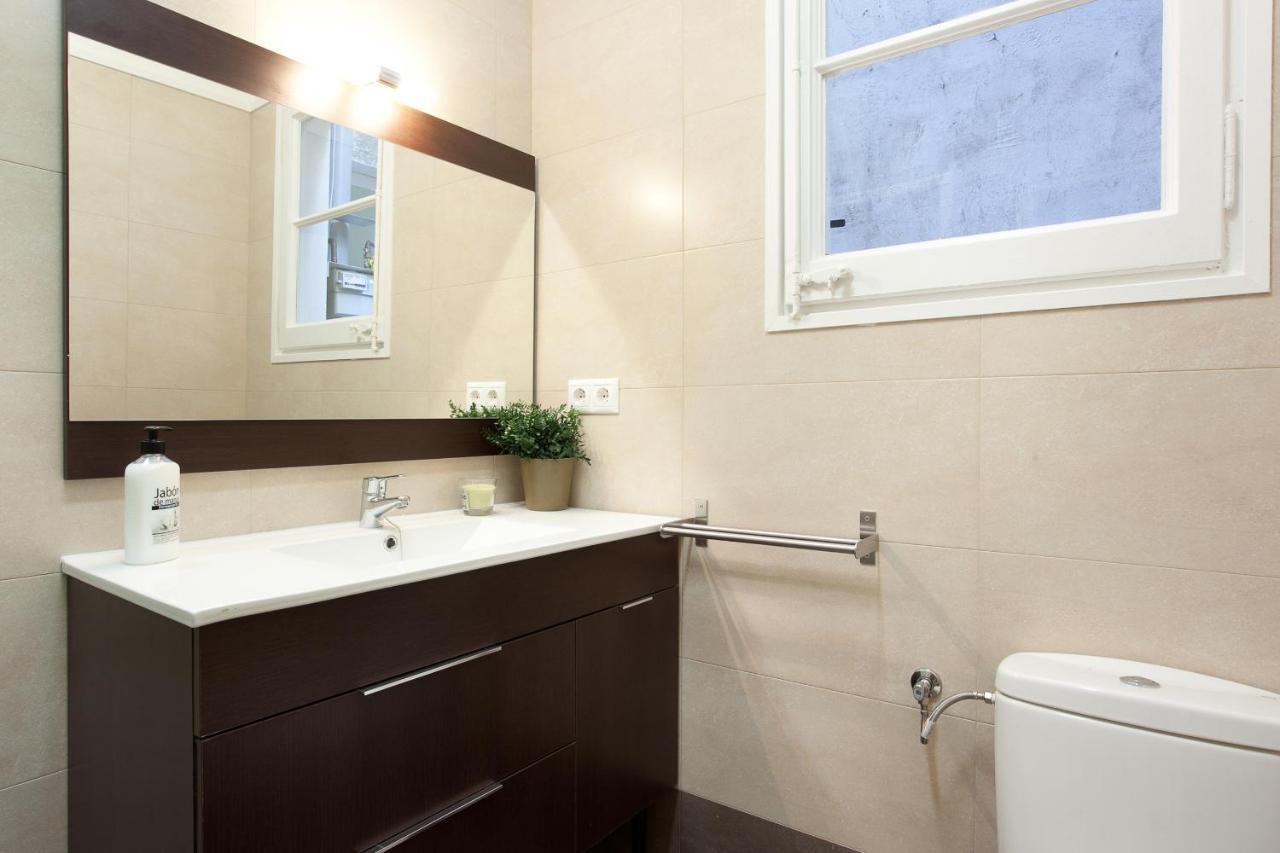 Enjoy Apartments Vp Camp Nou Barcelona Ngoại thất bức ảnh